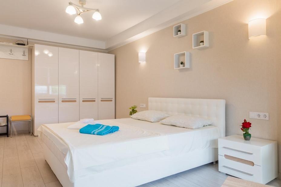 Квартира По Адресу Дружбы Народов 8А Kyiv Exterior photo
